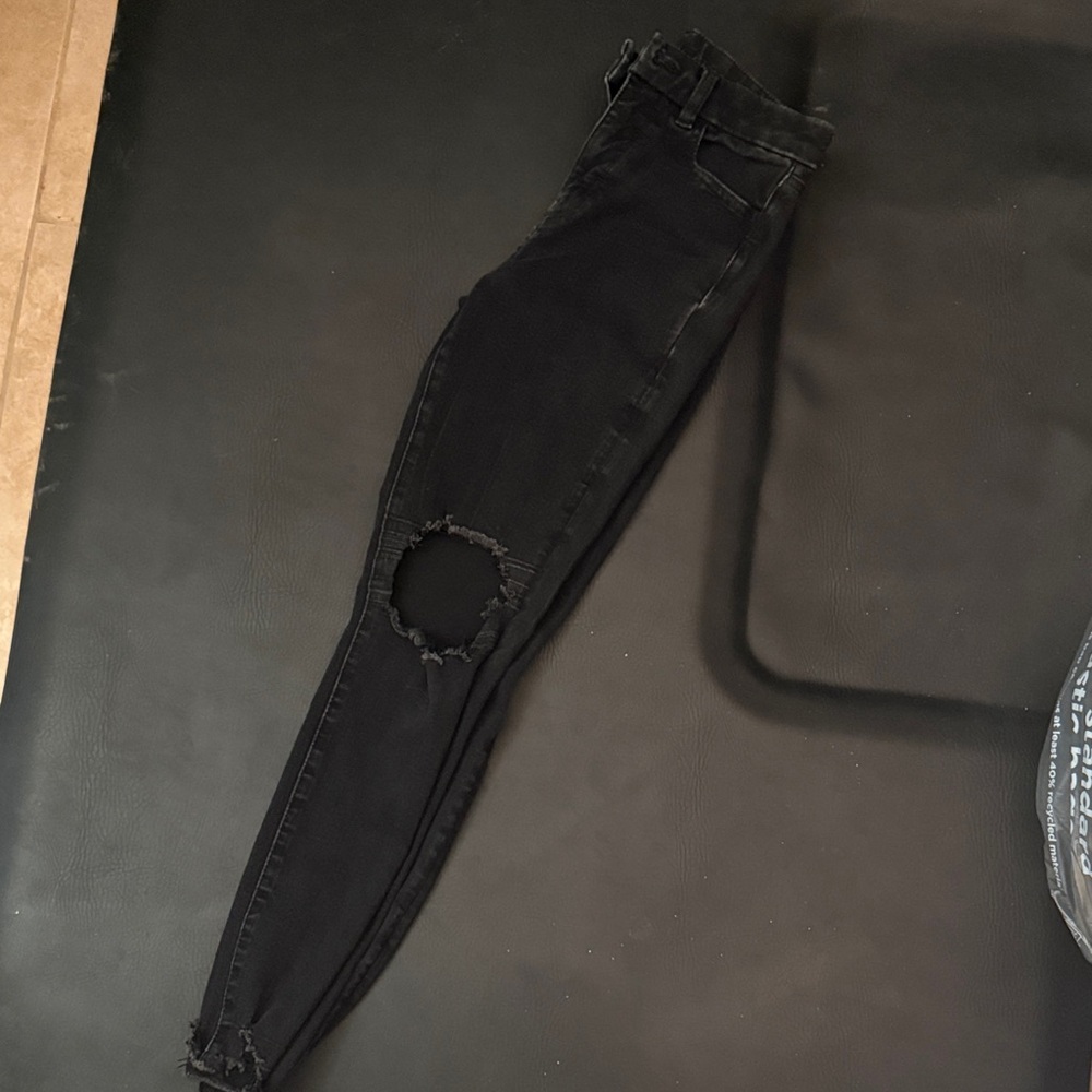 American Eagle Outfitters Black Ripped Skinny Jeans